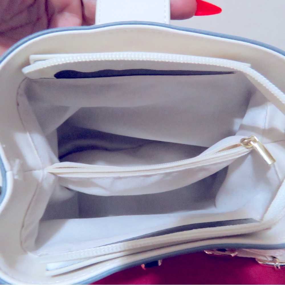 Light Blue Purse - Picture 6 of 9